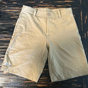 Youth Under Armour khaki shorts